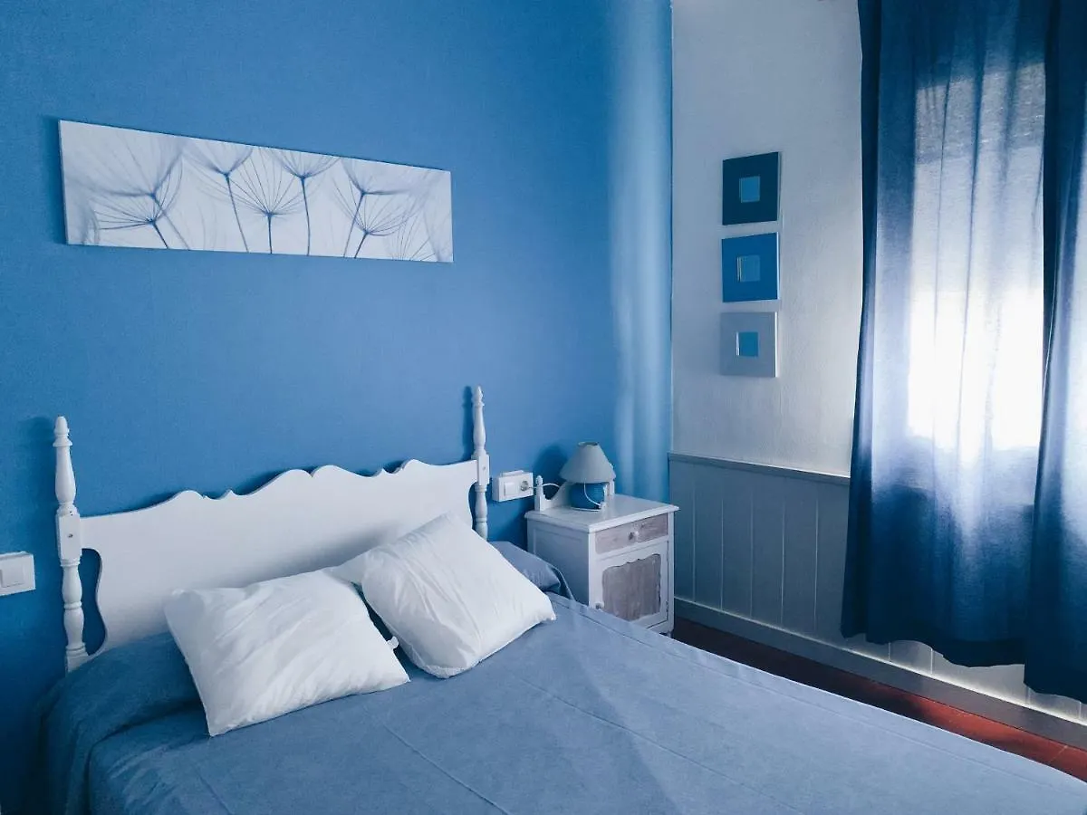 Hostal Portbou Guest house