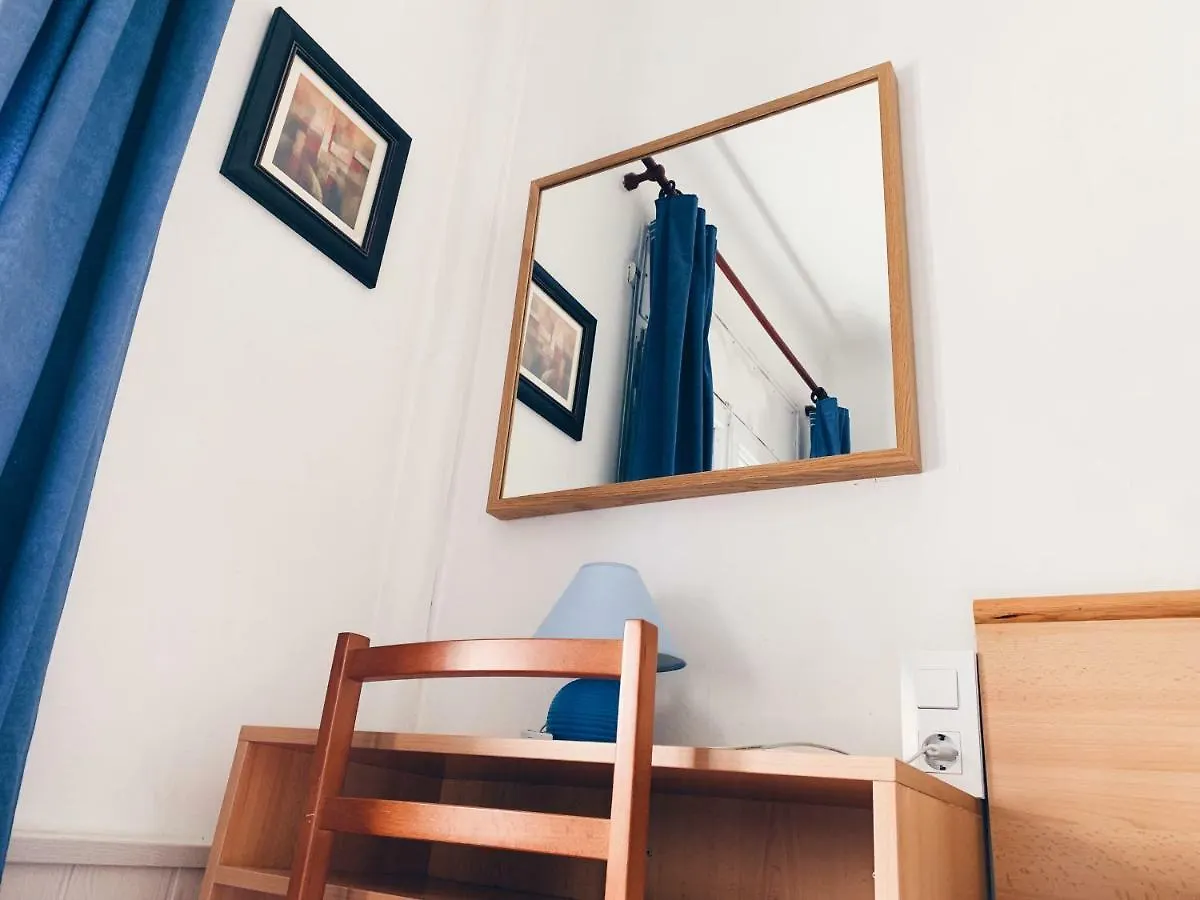 Guest house Hostal Portbou