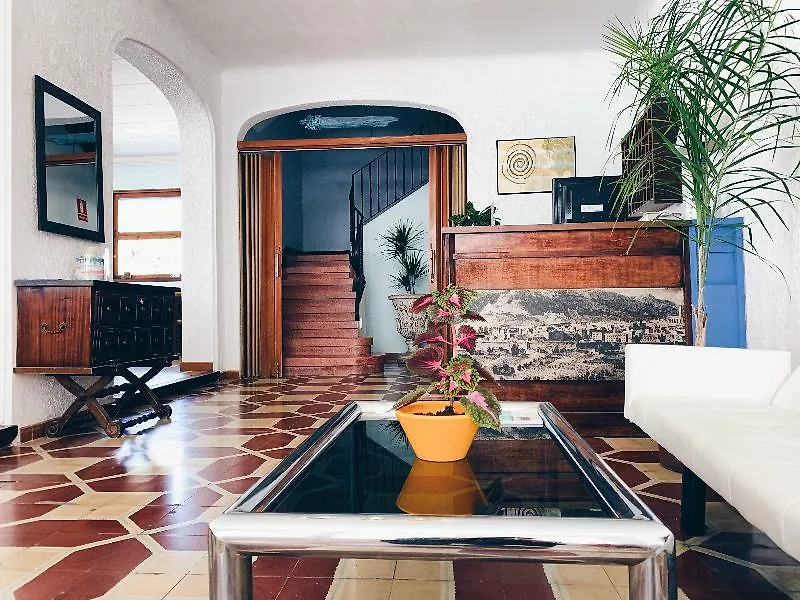 ***** Guest house Hostal Portbou Spain